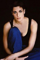 尼娜·昆岑多夫 Nina Kunzendorf