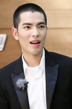 《我们战斗吧》剧照