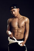 张天阳 Tian-Yang Zhang