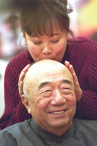 李丁 Ding Li