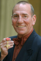 皮特·波斯尔思韦特 Pete Postlethwaite