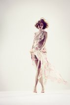 莉莉·科尔 Lily Cole