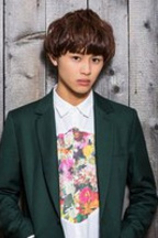 草川拓弥