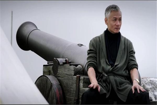 《灯塔下的恋人》剧照