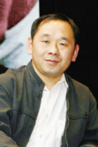 韩三明 生活照