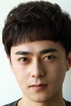 曲哲明