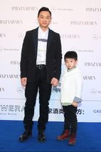 杨阳洋 Yang Yang Yang