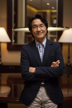 韩石圭 Suk-kyu Han