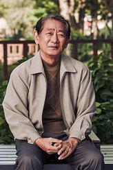 载宇