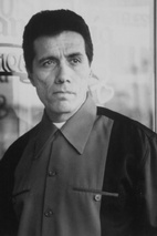 爱德华·詹姆斯·奥莫斯 Edward James Olmos