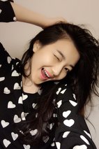 白卉子 Huizi Bai