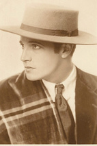 艾弗·诺韦洛 Ivor Novello
