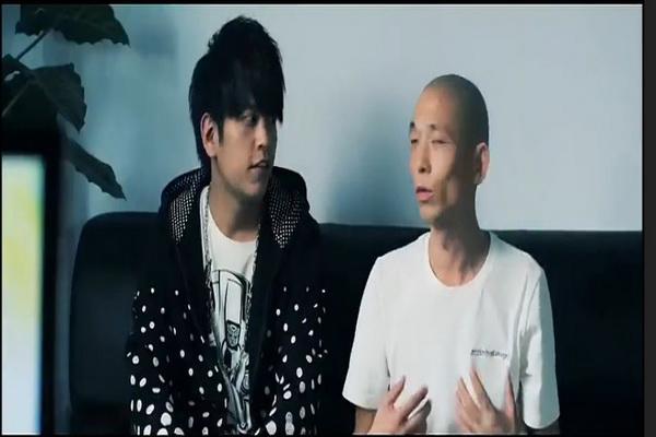 《达人也疯狂》剧照