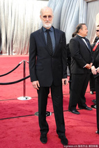 詹姆斯·克伦威尔 James Cromwell