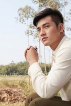 《天各一方》郑凯剧照