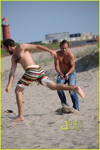 扎克瑞·莱维 Zachary Levi