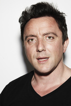 彼得·塞拉菲诺威茨 Peter Serafinowicz