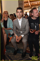 乔·乔纳斯 Joe Jonas