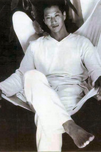 李威尹 Will Yun Lee