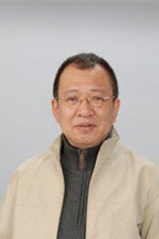 闫石
