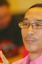 袁英明 生活照