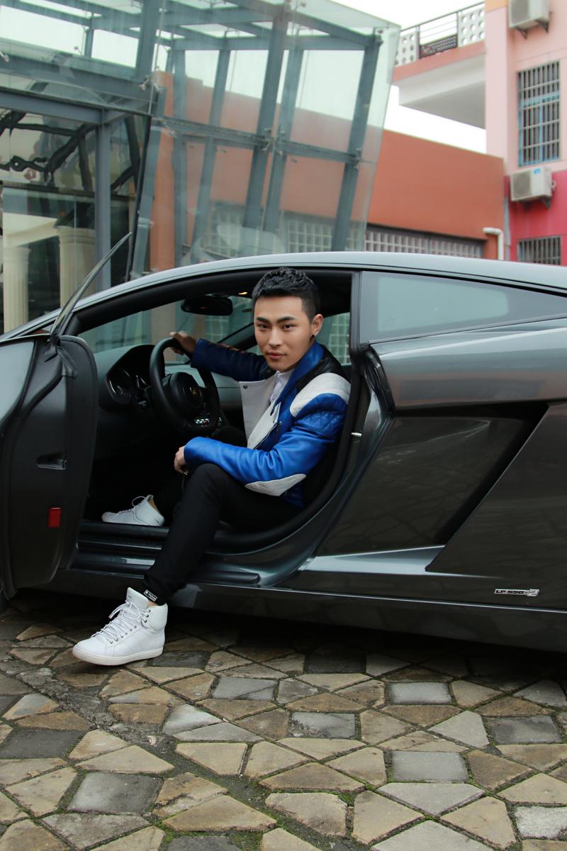 王良 Liang Wang