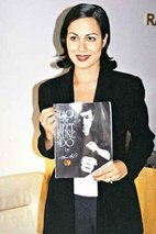 李香凝 Shannon Lee