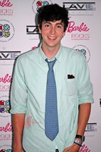 尼可拉斯·博朗 Nicholas Braun