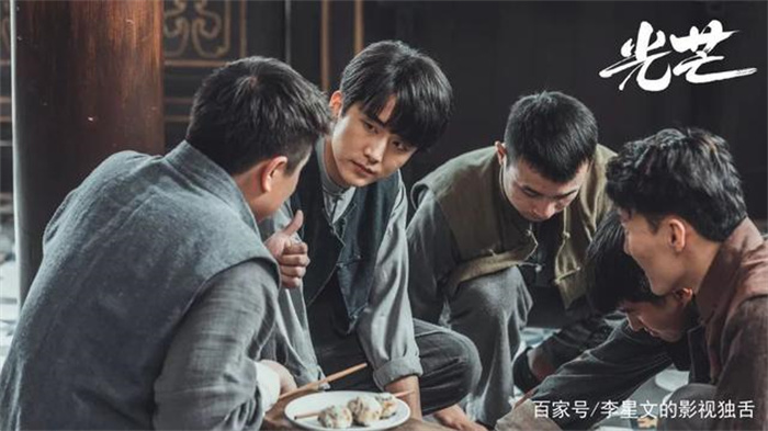 《光芒》查理的死是谁导致的?