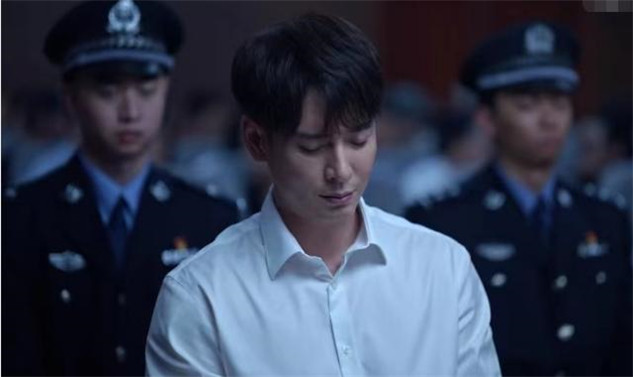 《公诉》谁指使保罗撞死张婉茹？