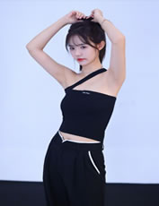许三月