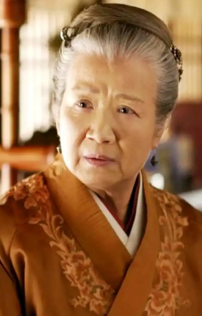 曹翠芬