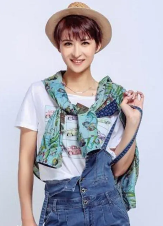 闫汶渲