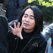 白云默