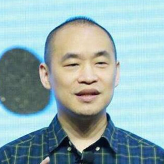黄立成