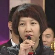 欧冠英