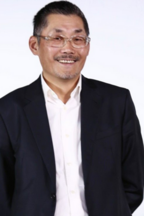 何平
