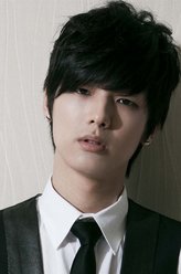 姜敏赫